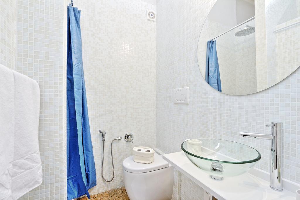 B&B Romagnosi 20 Buitenkant foto